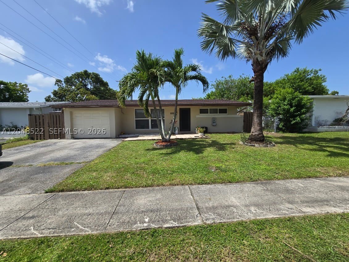 8461 NW 27th Pl – photo 1