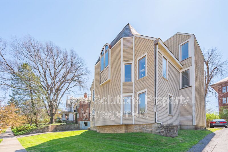 255-257 Loraine Avenue – photo 1