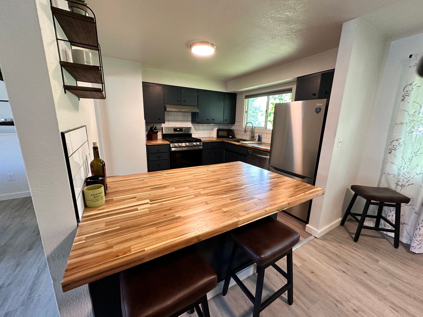4 Bed 3 Bath Near Downtown Cda – photo 4