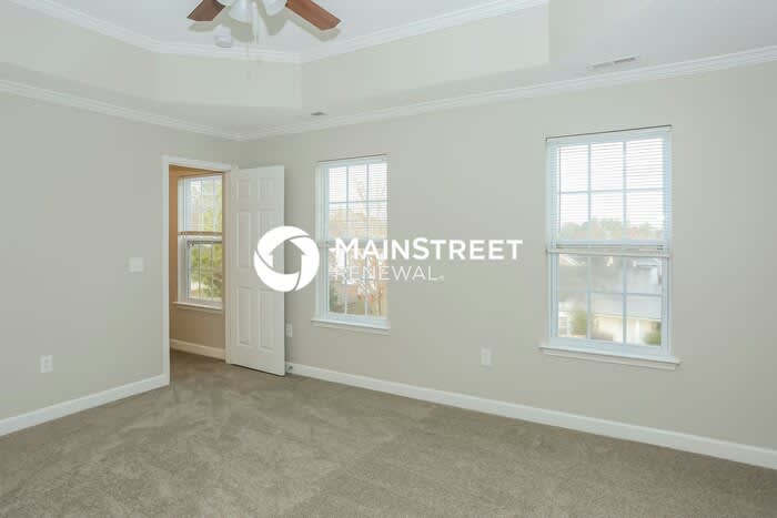 823 Winthrop Ln – photo 5