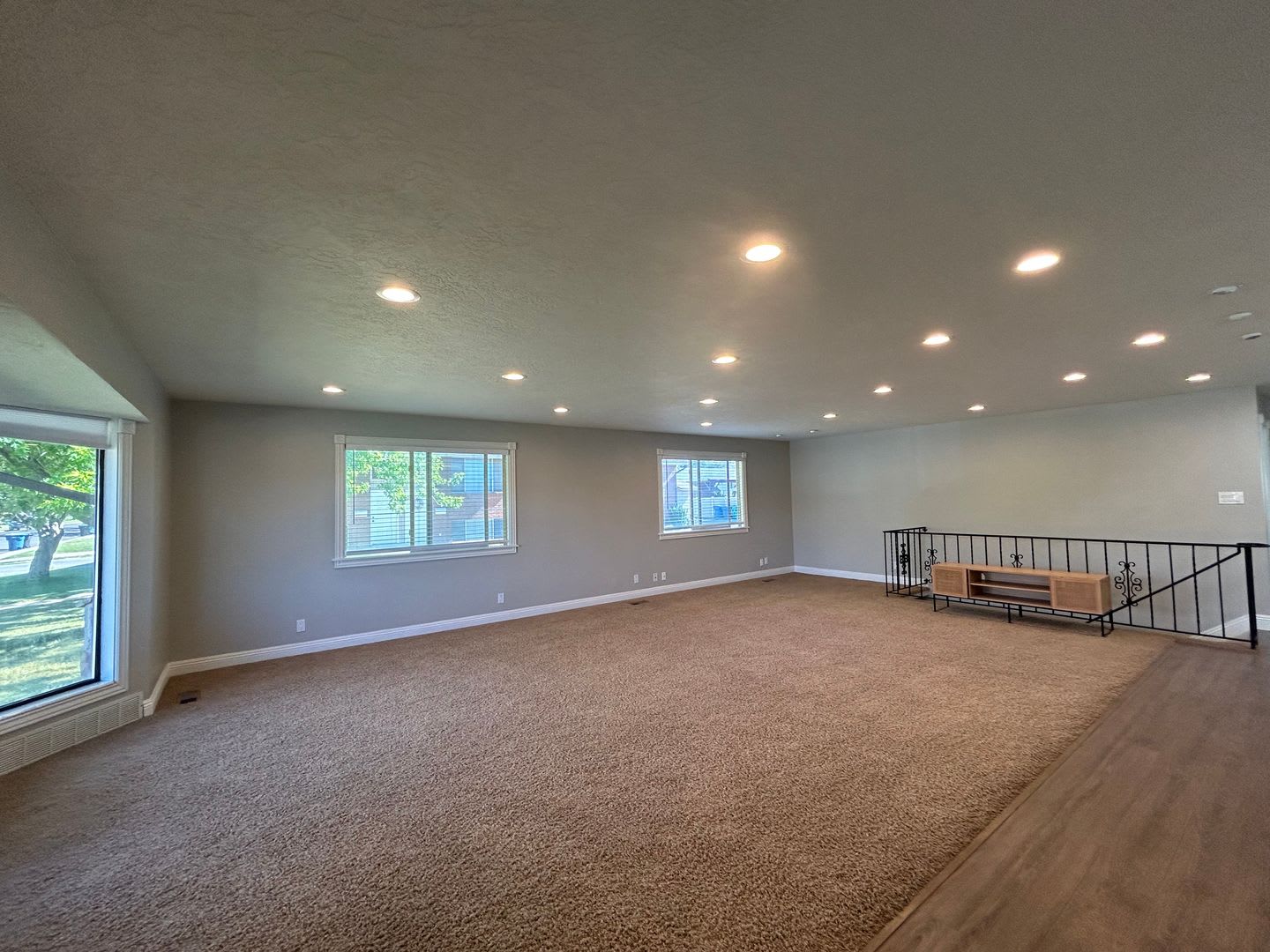 3 Bedroom 3 5 Bathroom In Orem – photo 2