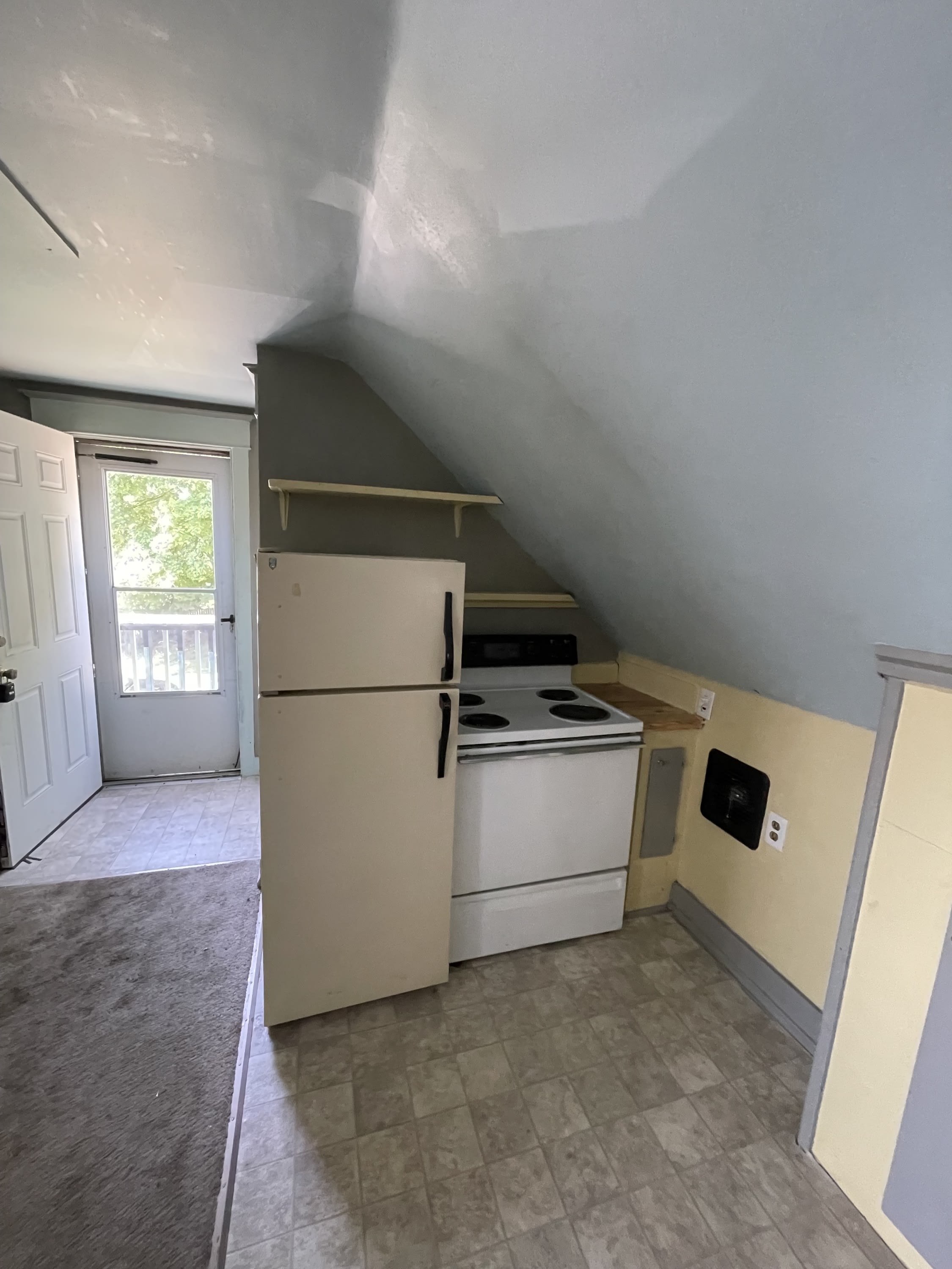 1211 East Cesar E Chavez Avenue 3 – photo 3