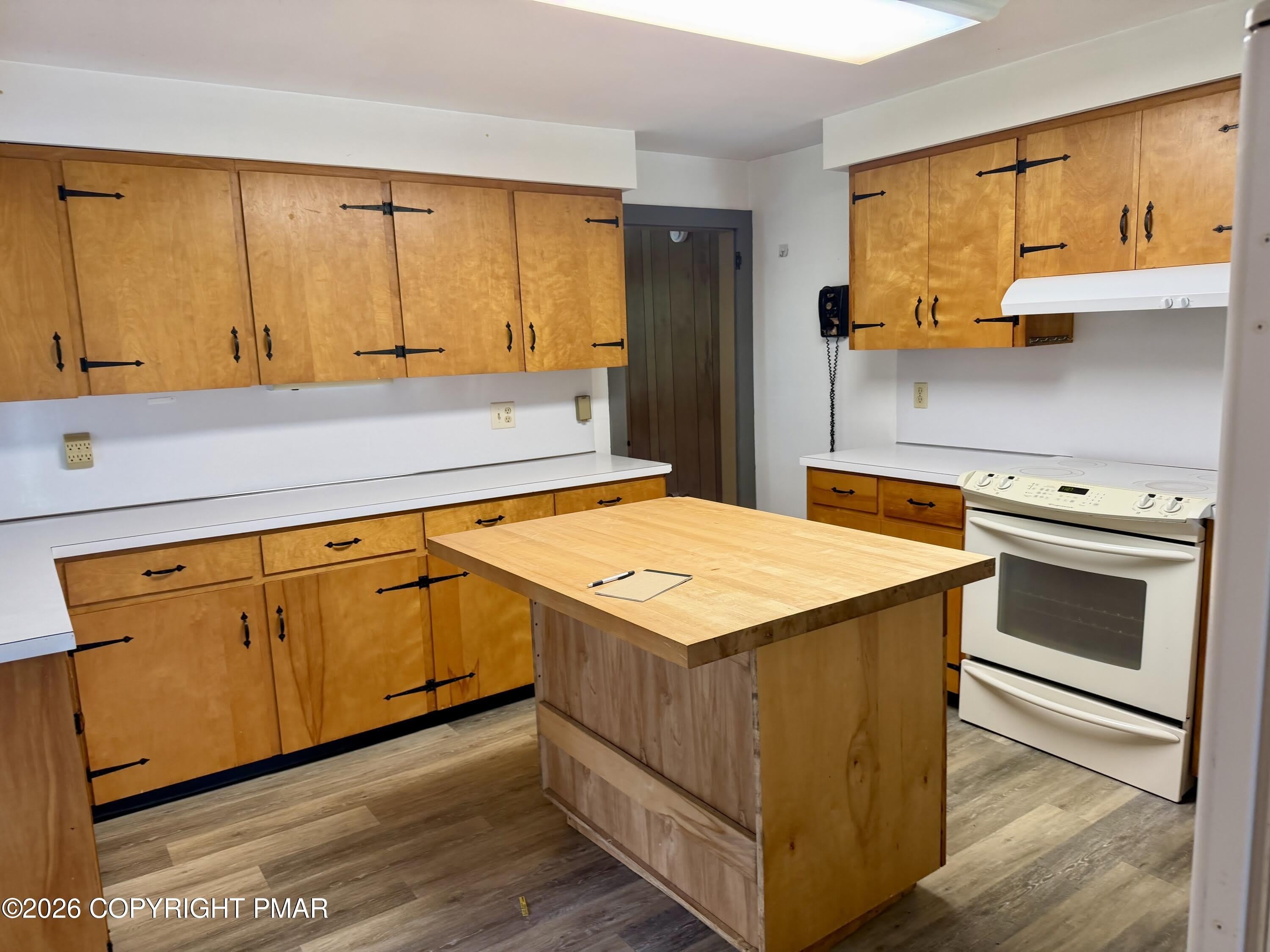 107 Cohasset Road – photo 2