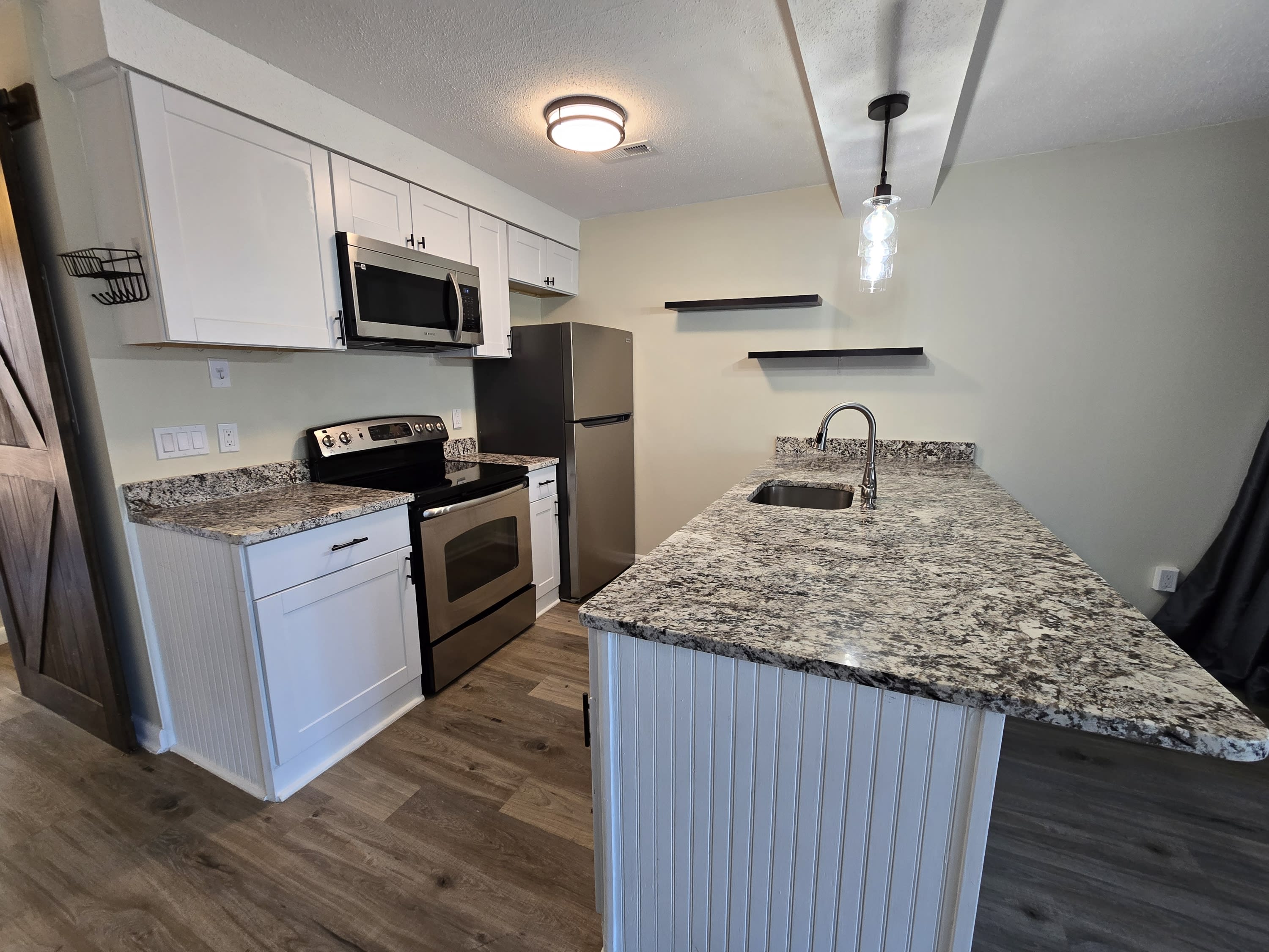 3071 Huntleigh Drive – photo 2