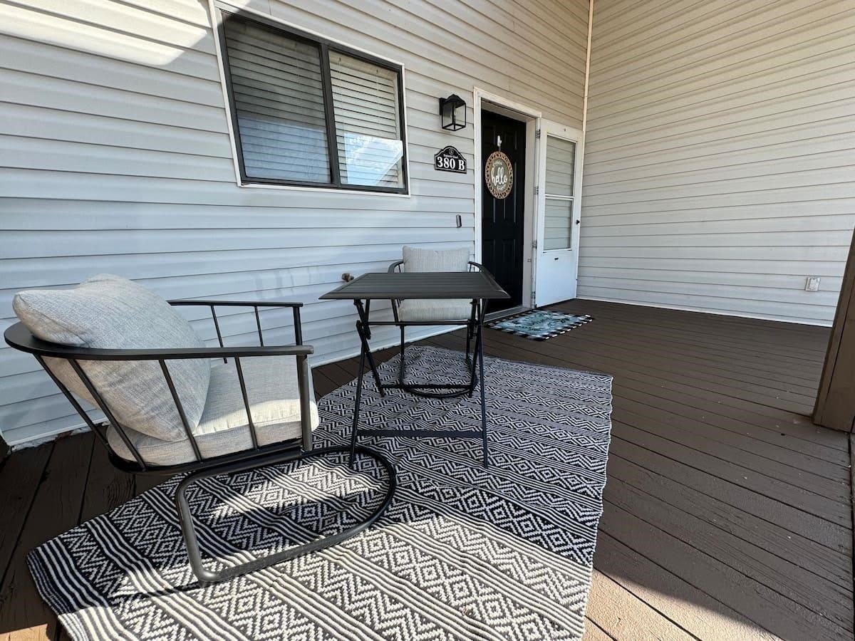 380 Explorer Court – photo 4