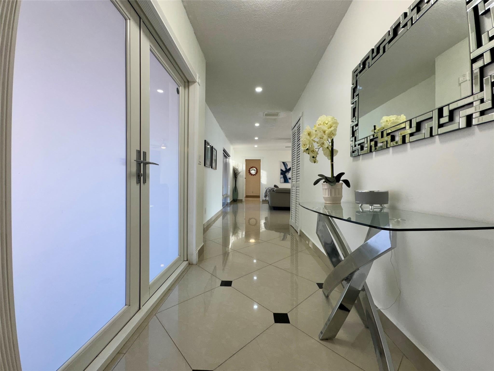 481 W Tropical Way – photo 3