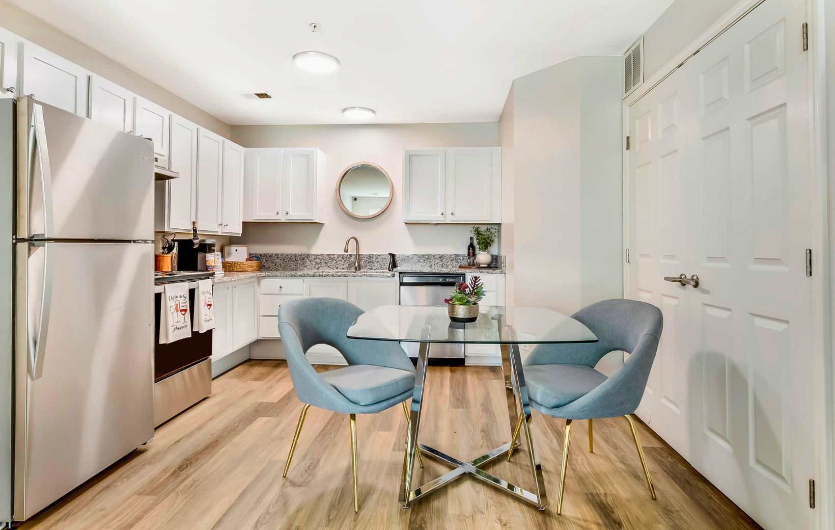 Oak Pointe Apartments – photo 1