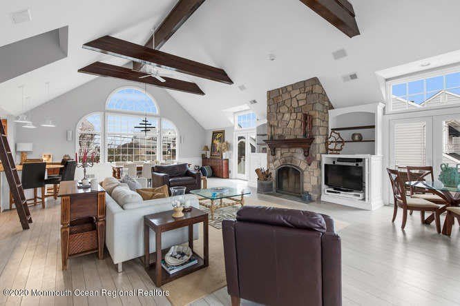 1081 Barnegat Lane – photo 5