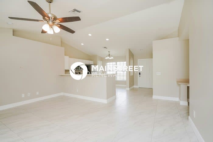 2722 Northwest 5th Terrace – photo 3