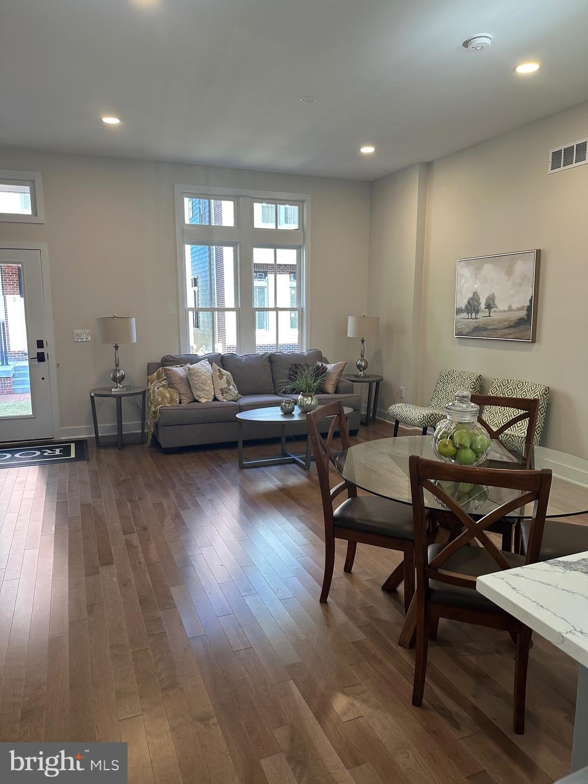 113 THORNTON Street – photo 4