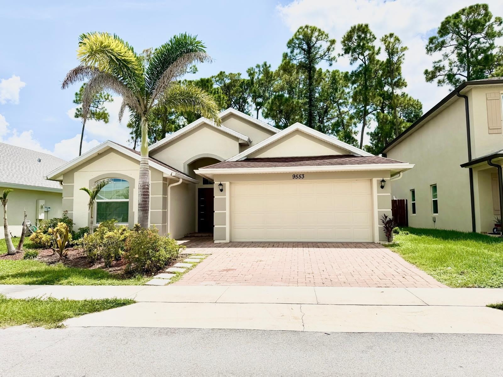 9553 SEA SPRAY Drive – photo 1