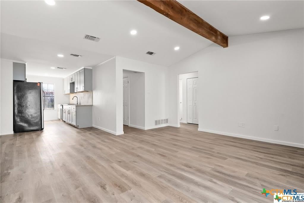 1907 Moonlight Drive – photo 5