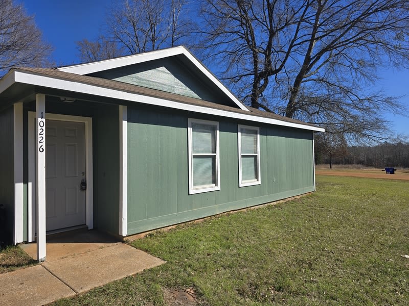 10226 Country Hills Boulevard – photo 1
