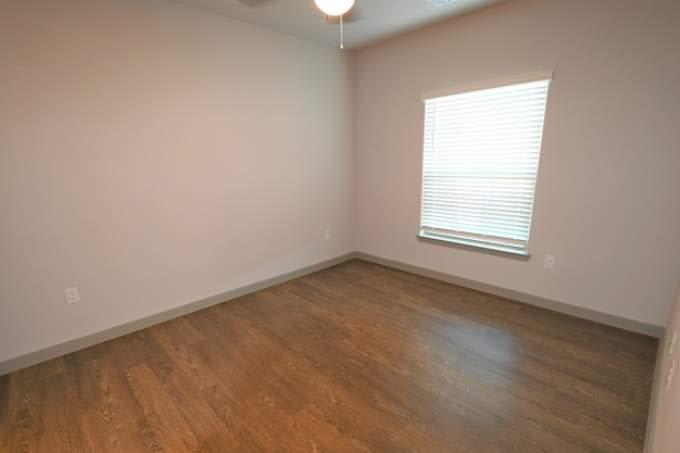 1226 Mira Vista, #114 – photo 2