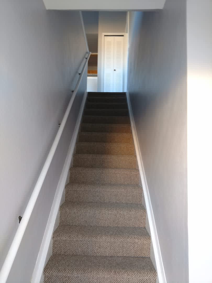 Beautiful Townhome In The Gated Community Of Nautilus Cove Water Sewer Garbage Lawncare Included 1 2 Off 1St Month S Rent 1 2 Off Security Deposit For Active Duty Military – photo 2
