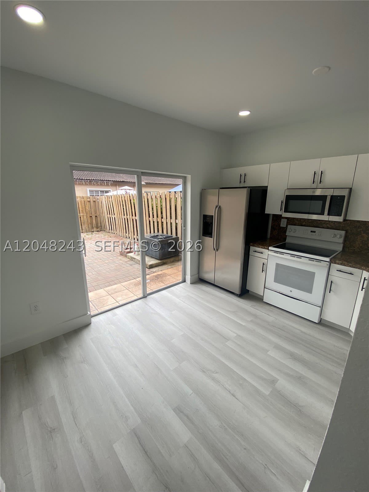 13765 SW 170th Ter – photo 5