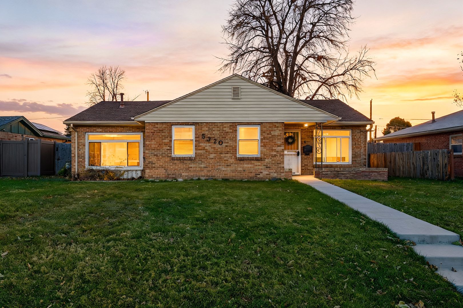 Beautiful 3-Bedroom, 2-Bath Denver Home! – photo 2