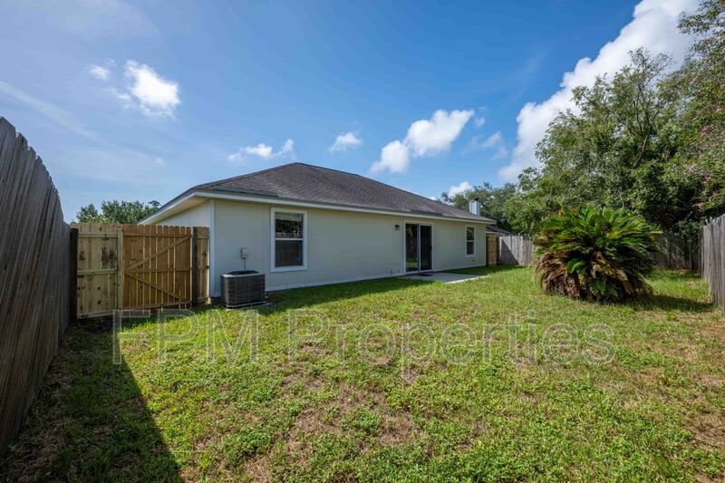 570 Manship Dr – photo 5