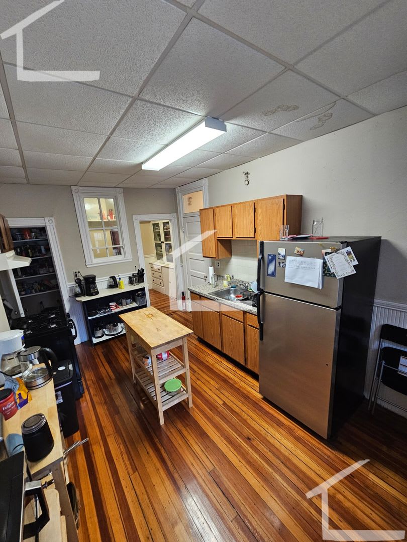 Charming 5 Bedroom – photo 1