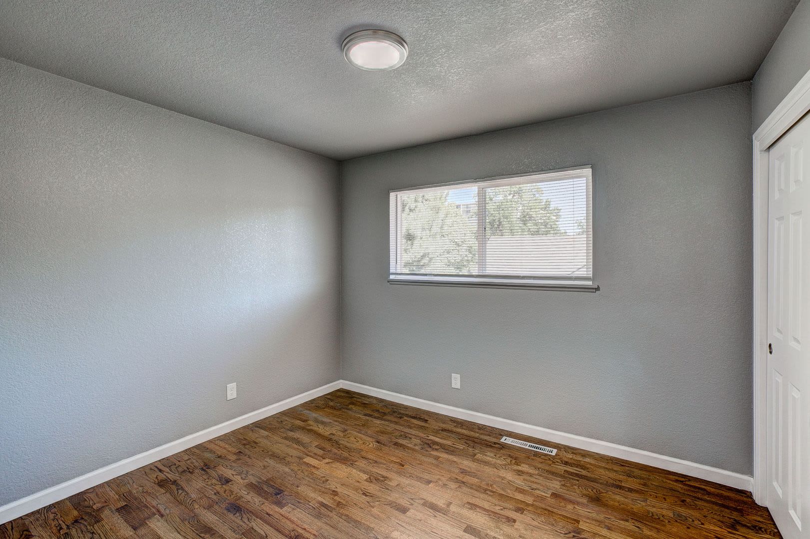 Howes Townhomes – photo 4