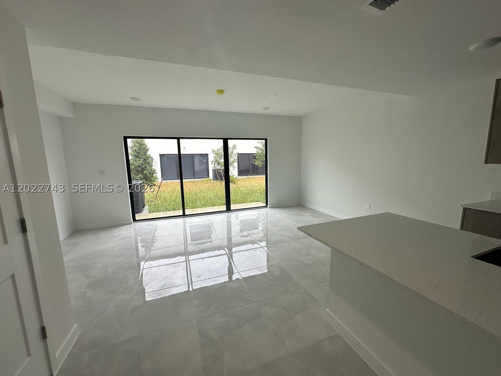 1310 NW 5th St – photo 2
