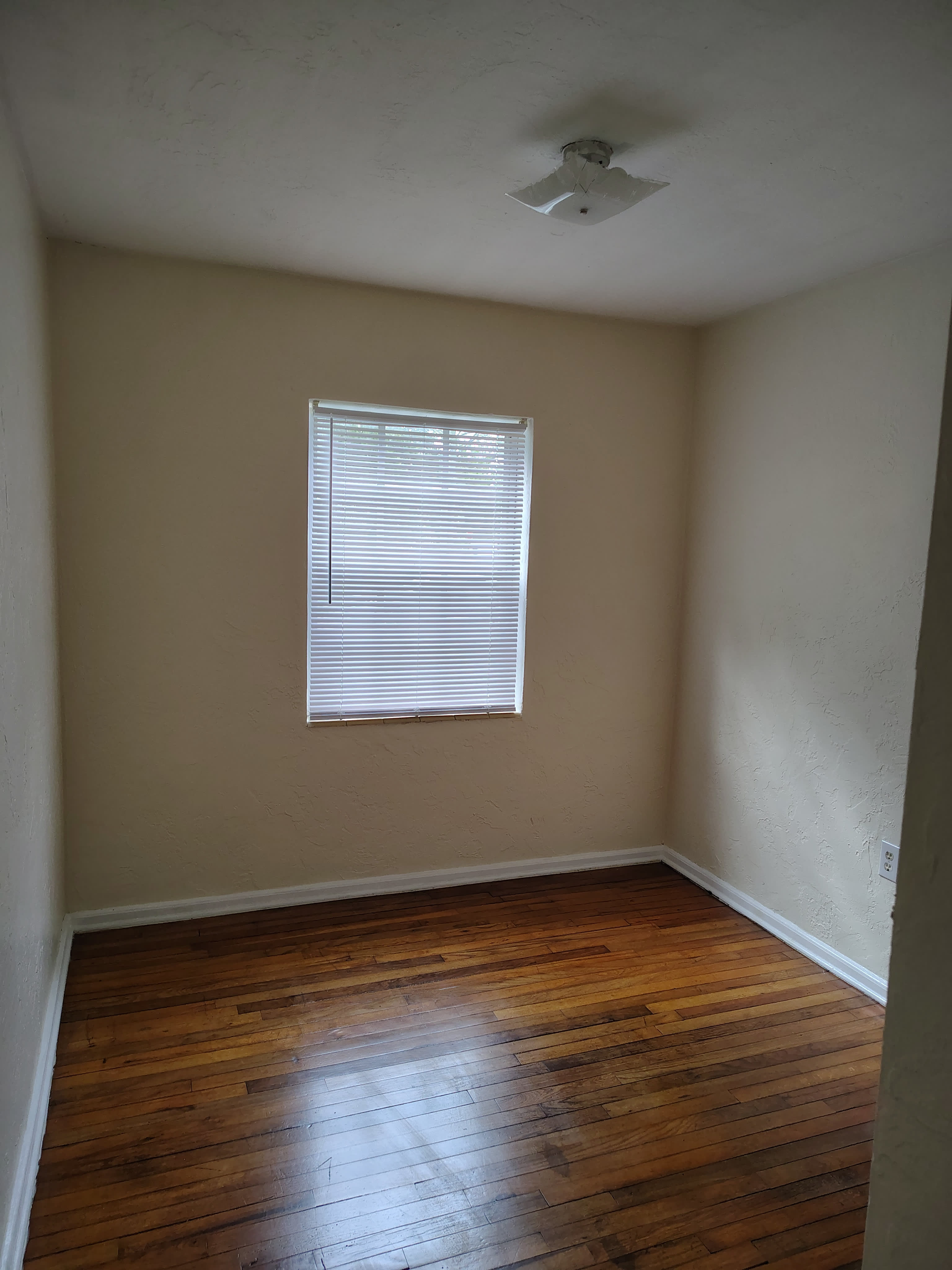 3614 S Church Ave – photo 4