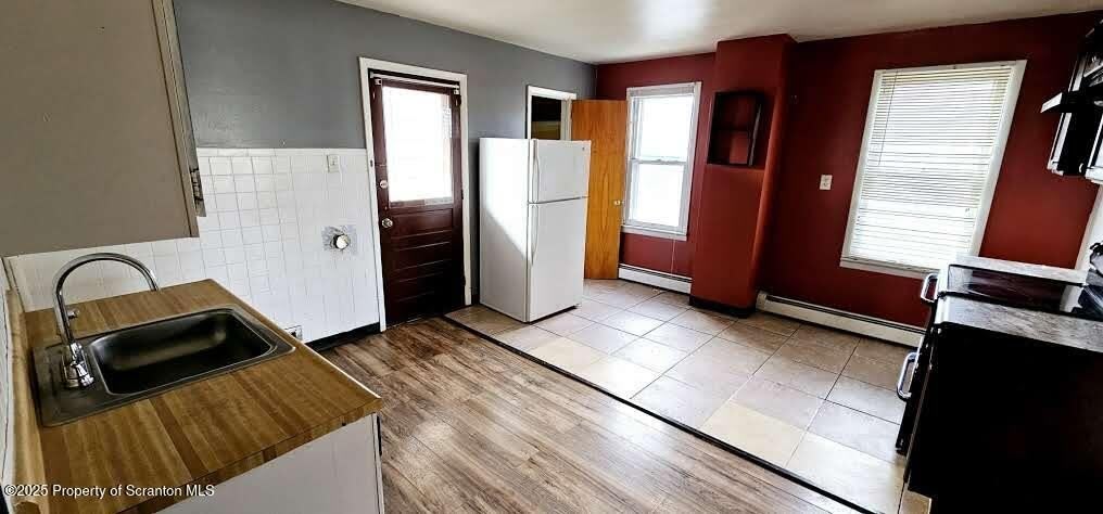 942 E Elm Street – photo 3