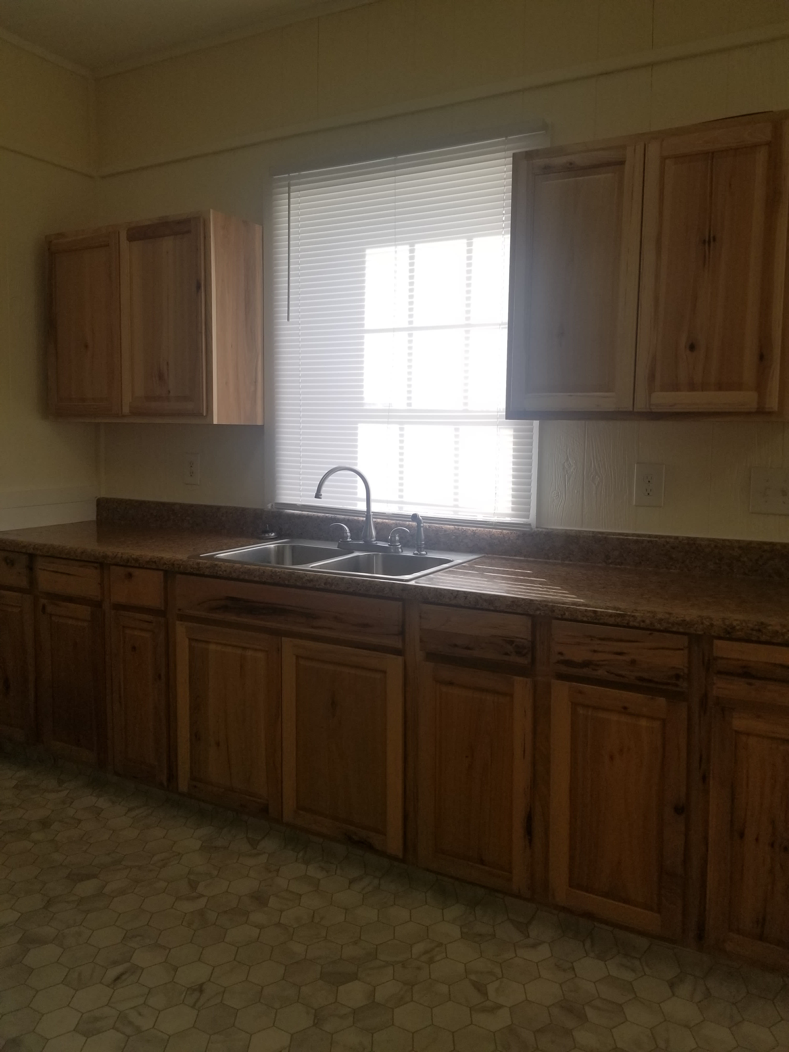 285 Draft Ave – photo 4