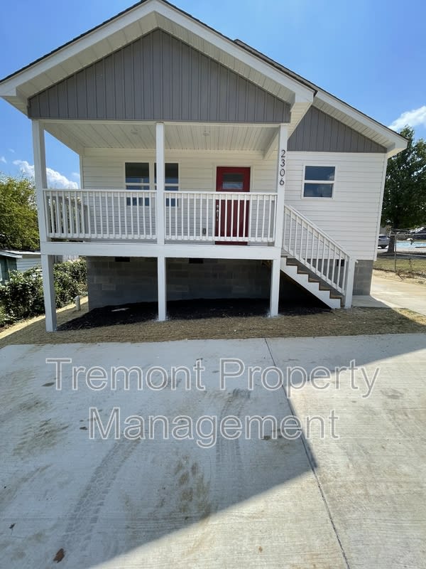 2306 Wilson Street – photo 2