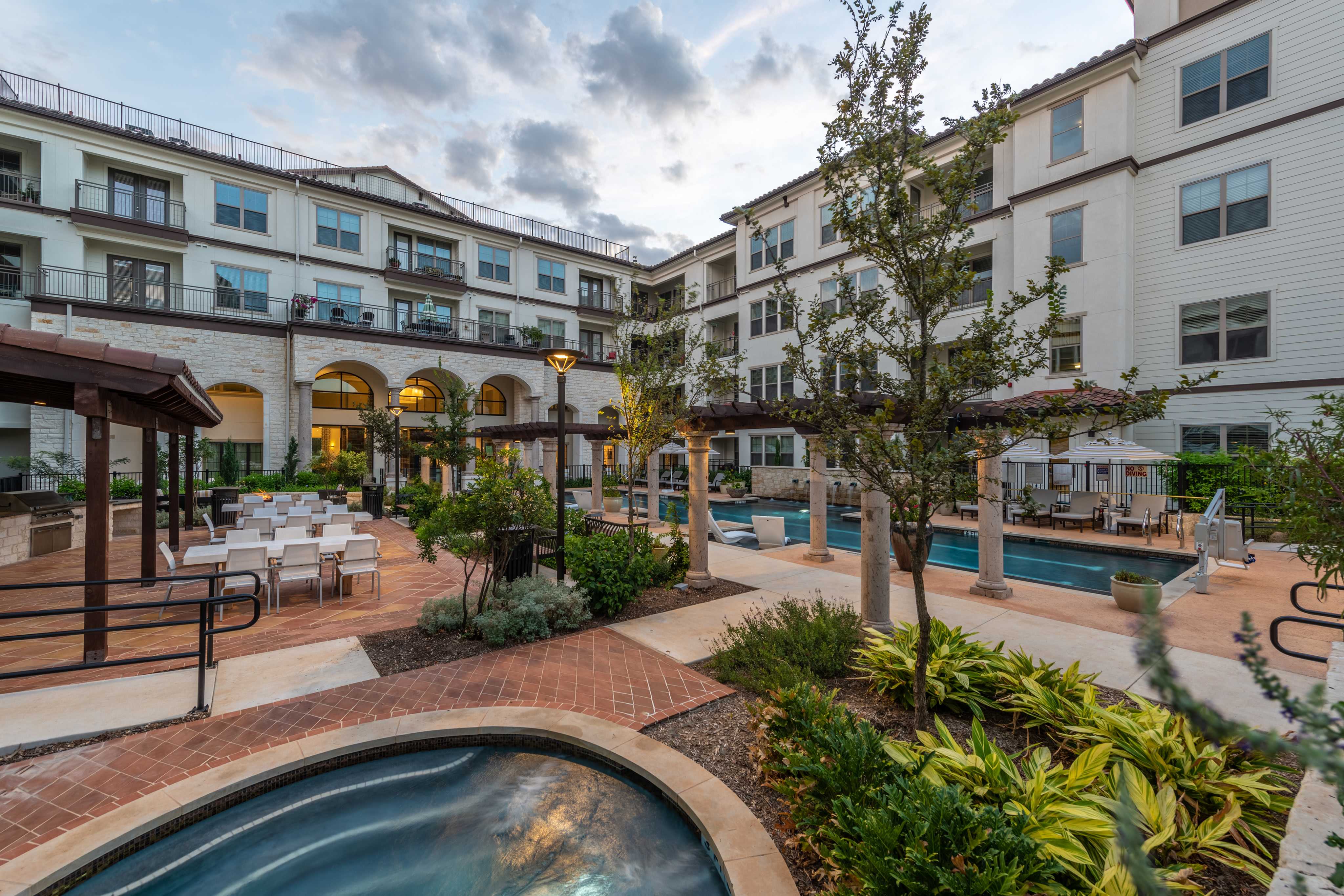 Overture Stone Oak Age 55 Apartment Homes – photo 3