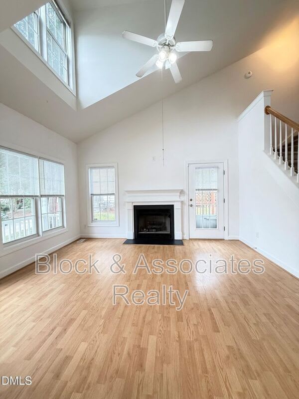 2701 Sterling Park Drive – photo 3