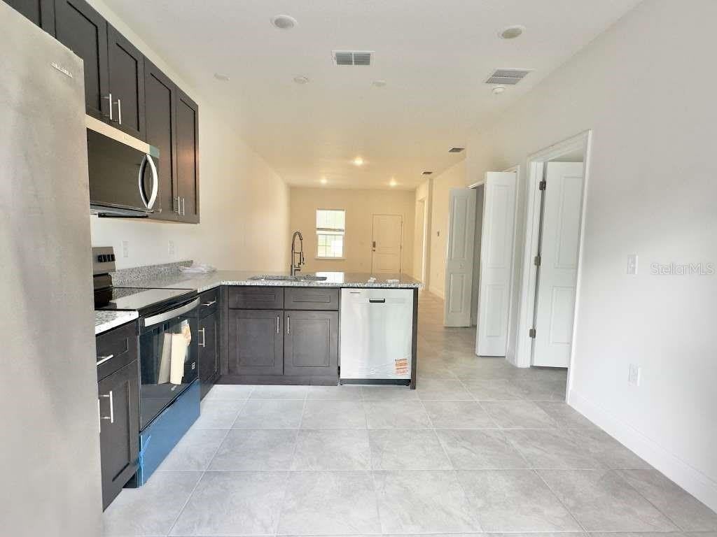15885 SW 35TH COURT Road – photo 4