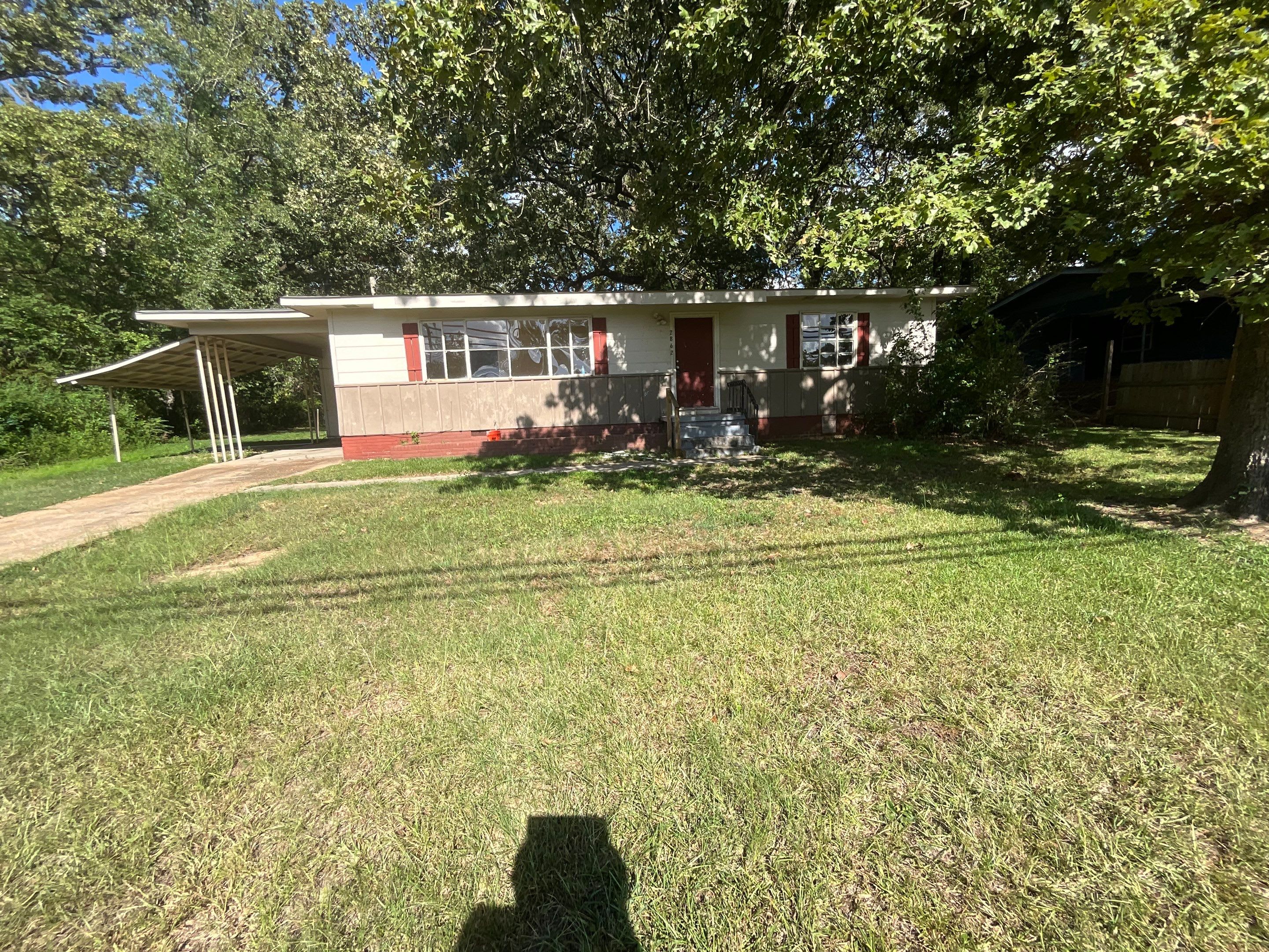 2862 Oak Forest Drive – photo 1