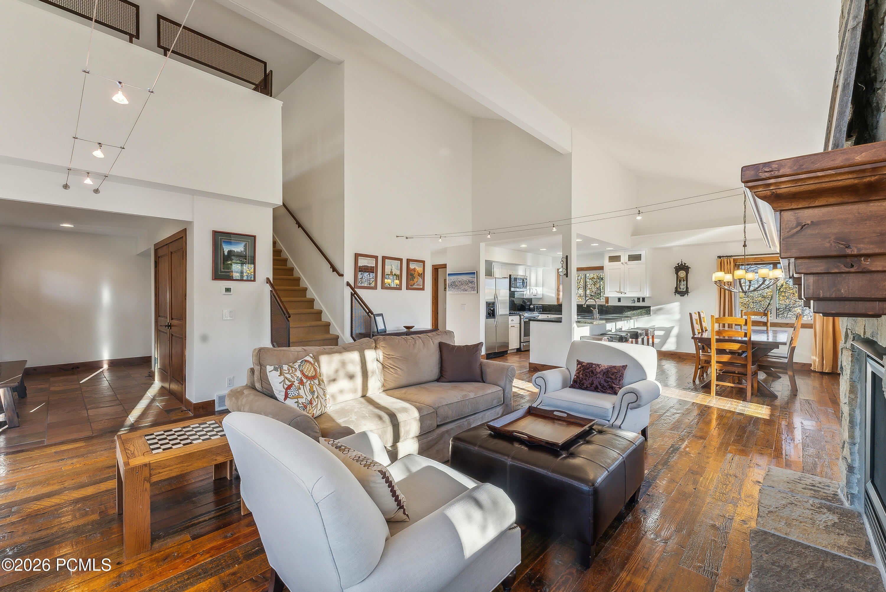 7240 Buckboard Drive – photo 3