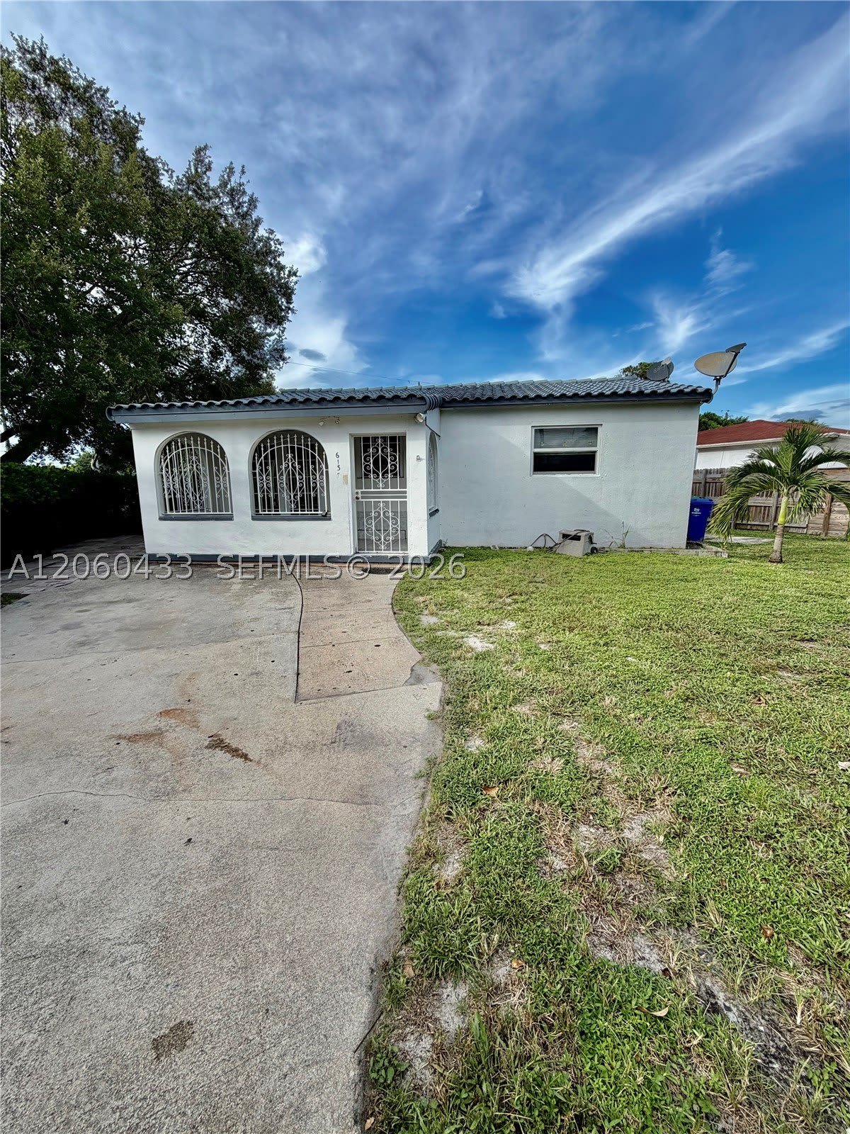 6137 SW 20th Ct – photo 1