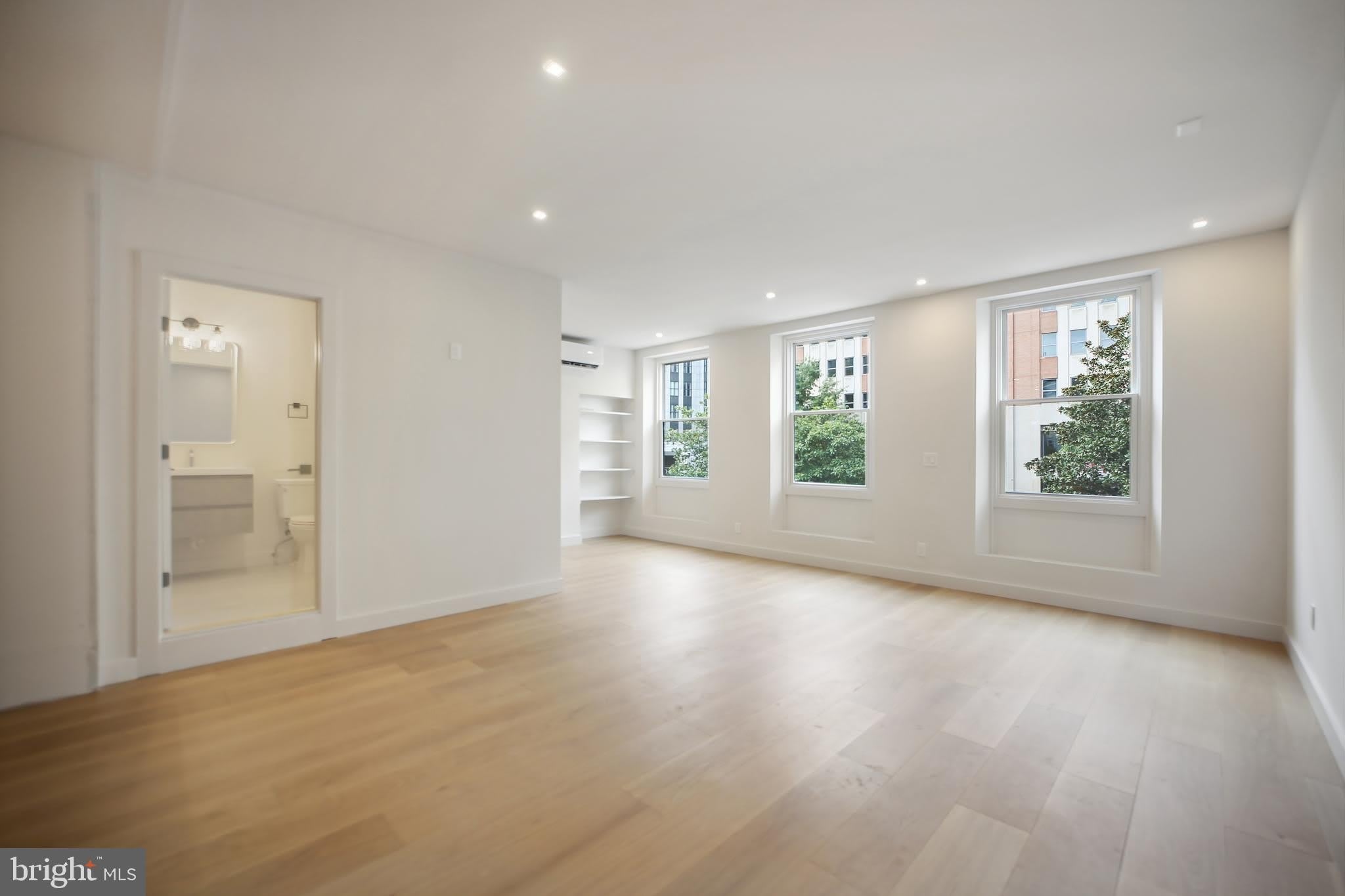 1329 CONNECTICUT Avenue NW – photo 5