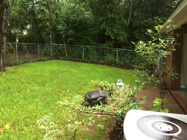 331 Black Ave – photo 4