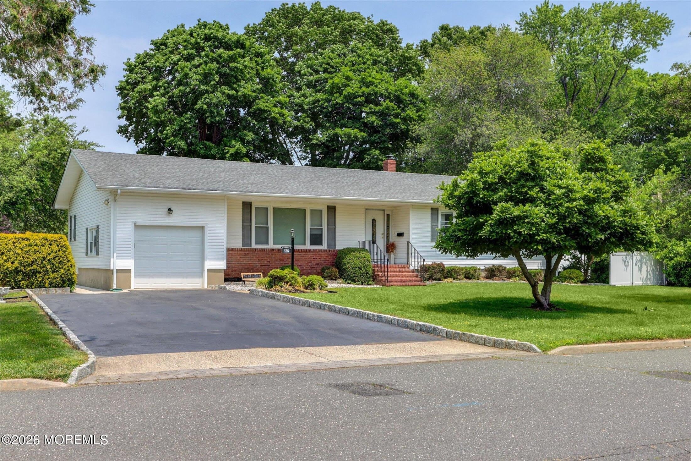 125 Beechwood Avenue – photo 4