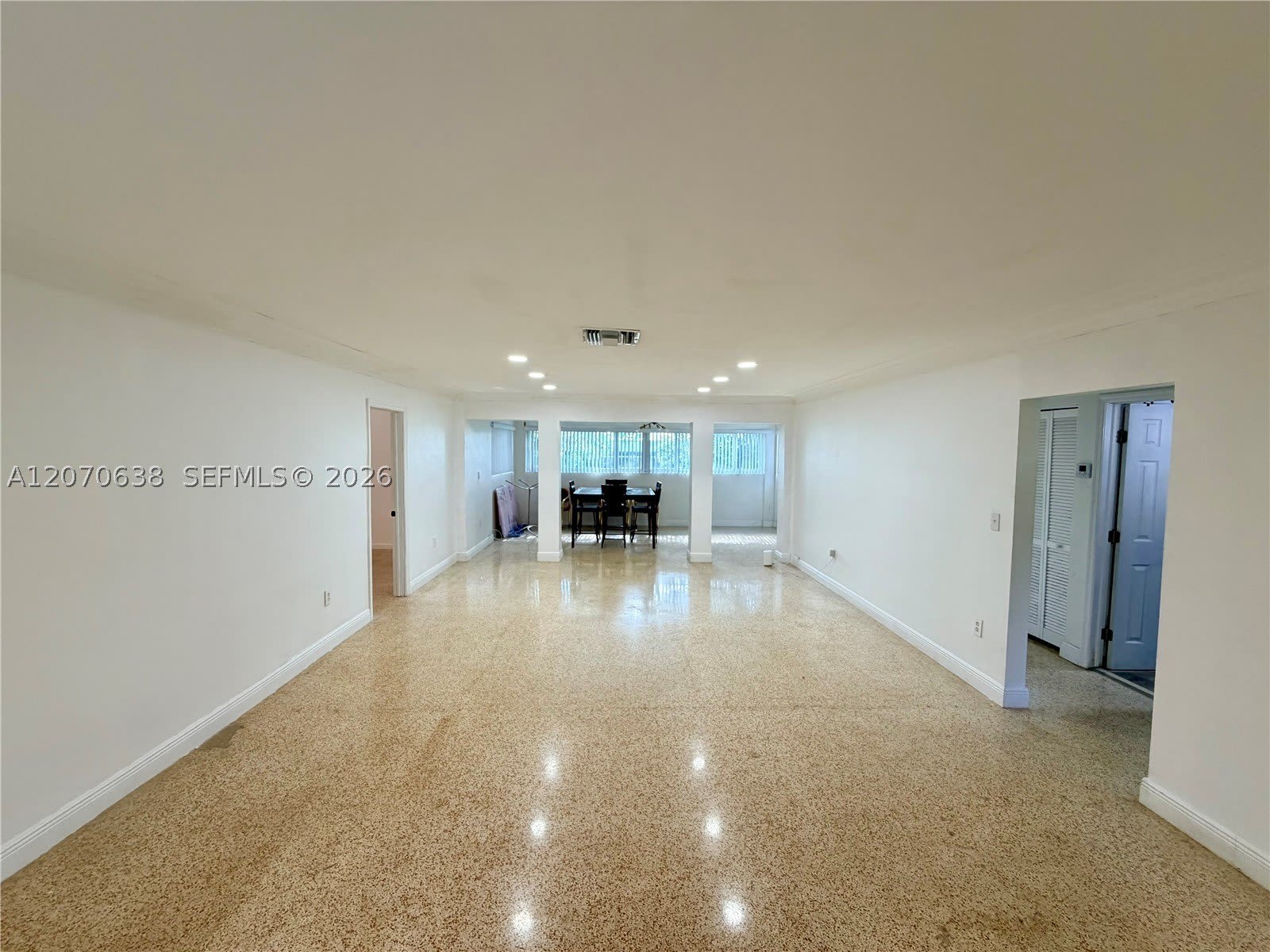18711 NW 24th Ave – photo 4