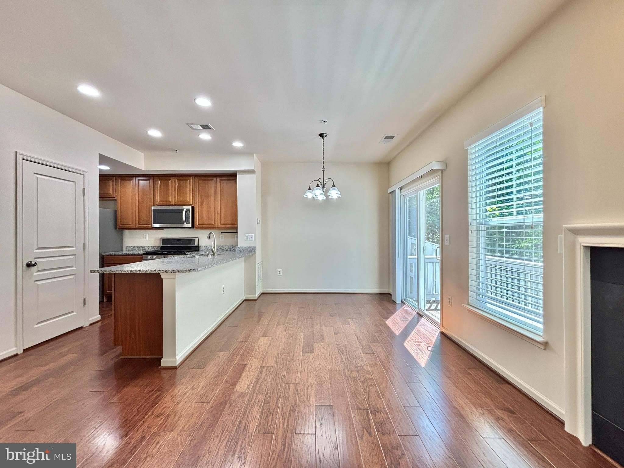 1599 Renate Drive – photo 5