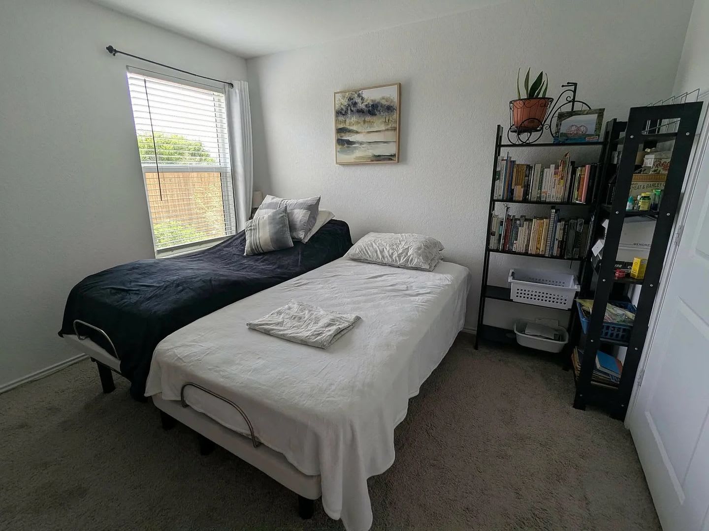 Room In 4 Bedroom Home In Von Ormy – photo 5