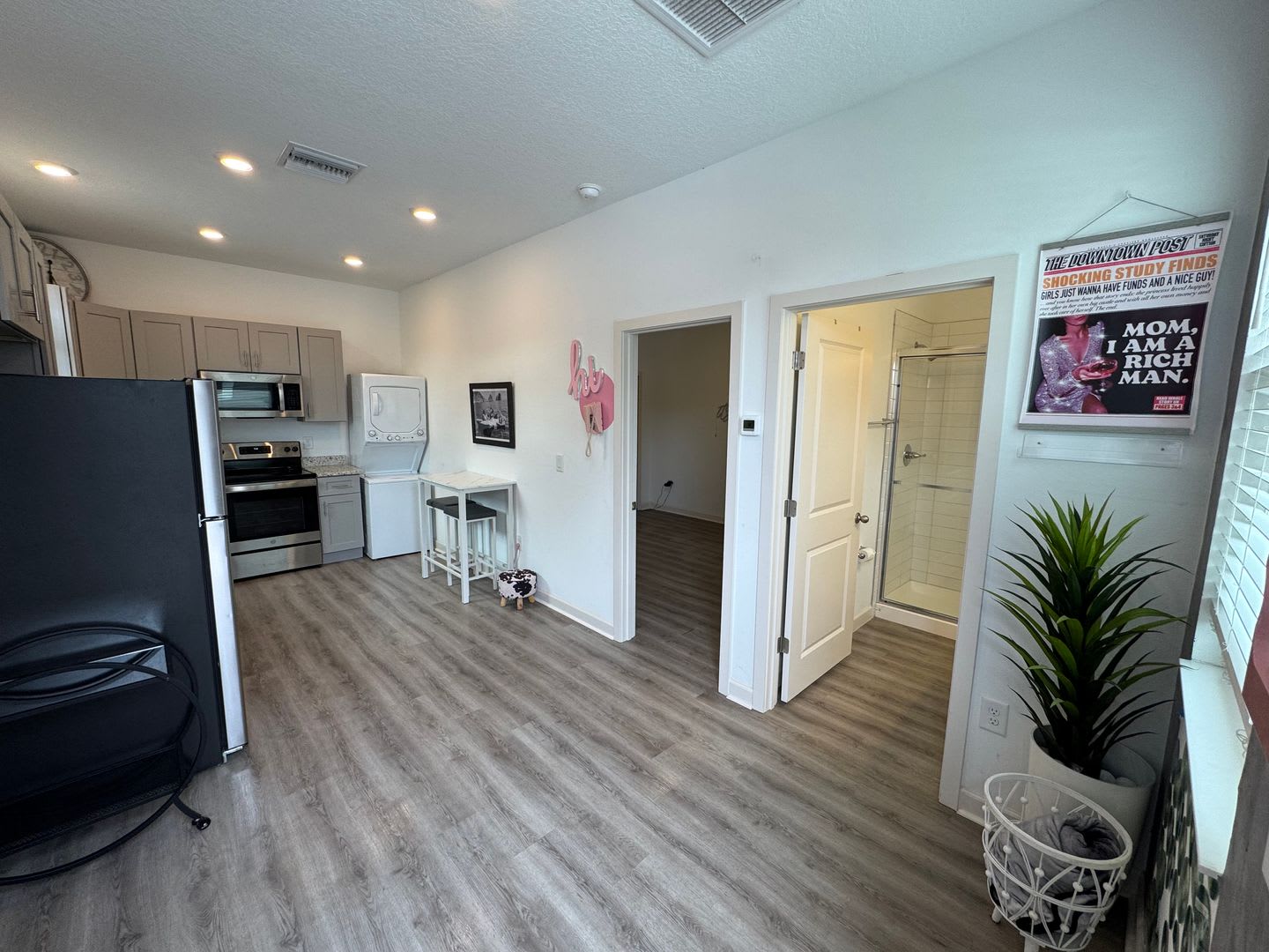Cozy one bedroom apartment near downtown St. Petersburg – photo 2