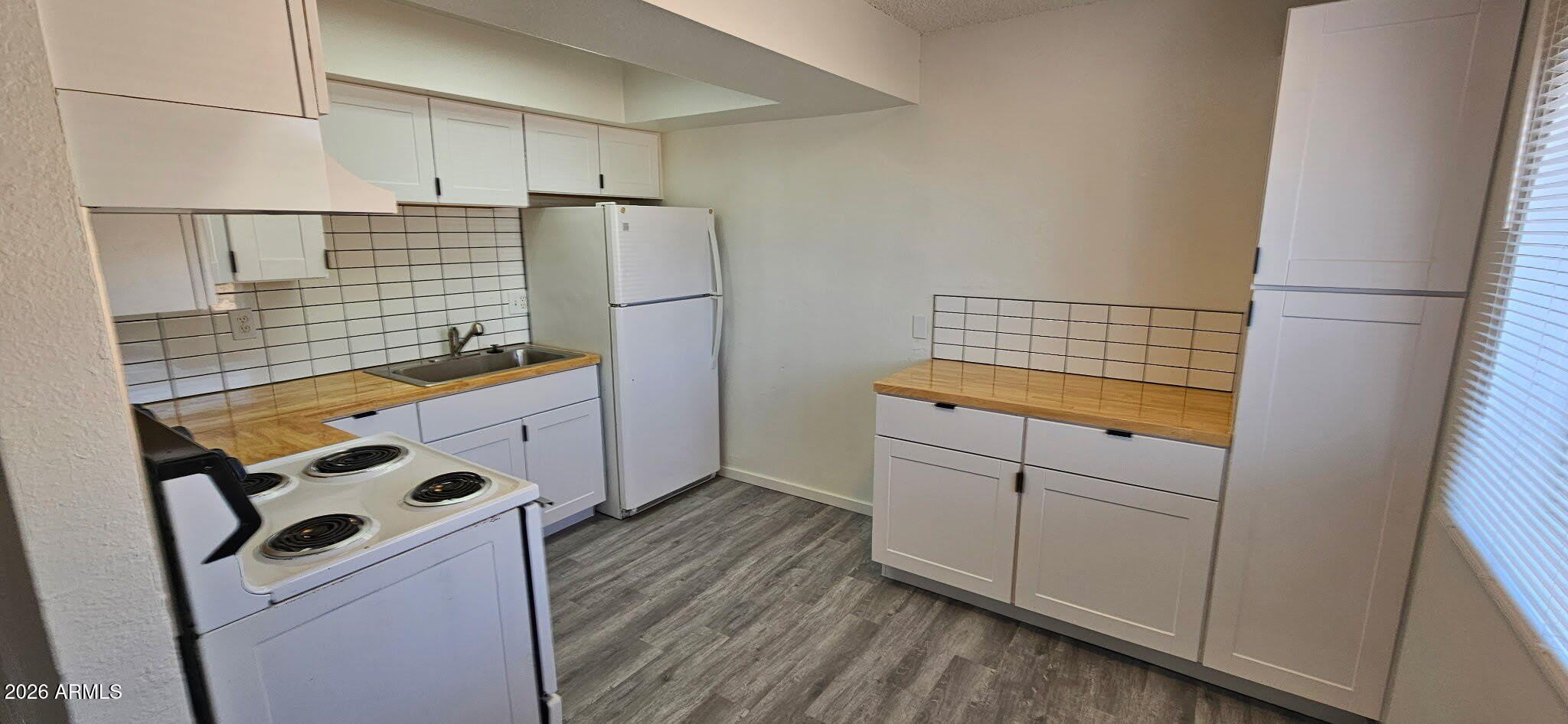 9222 N 35TH Avenue – photo 2