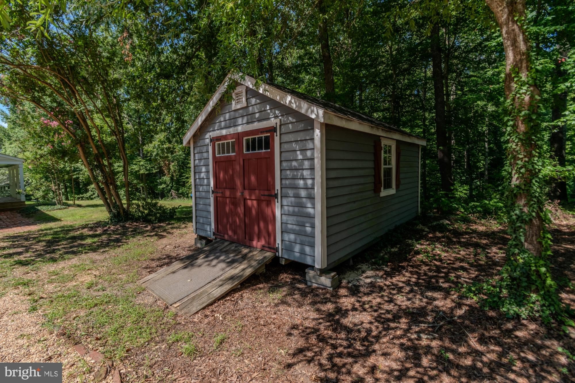 428 INGLESIDE DRIVE – photo 3
