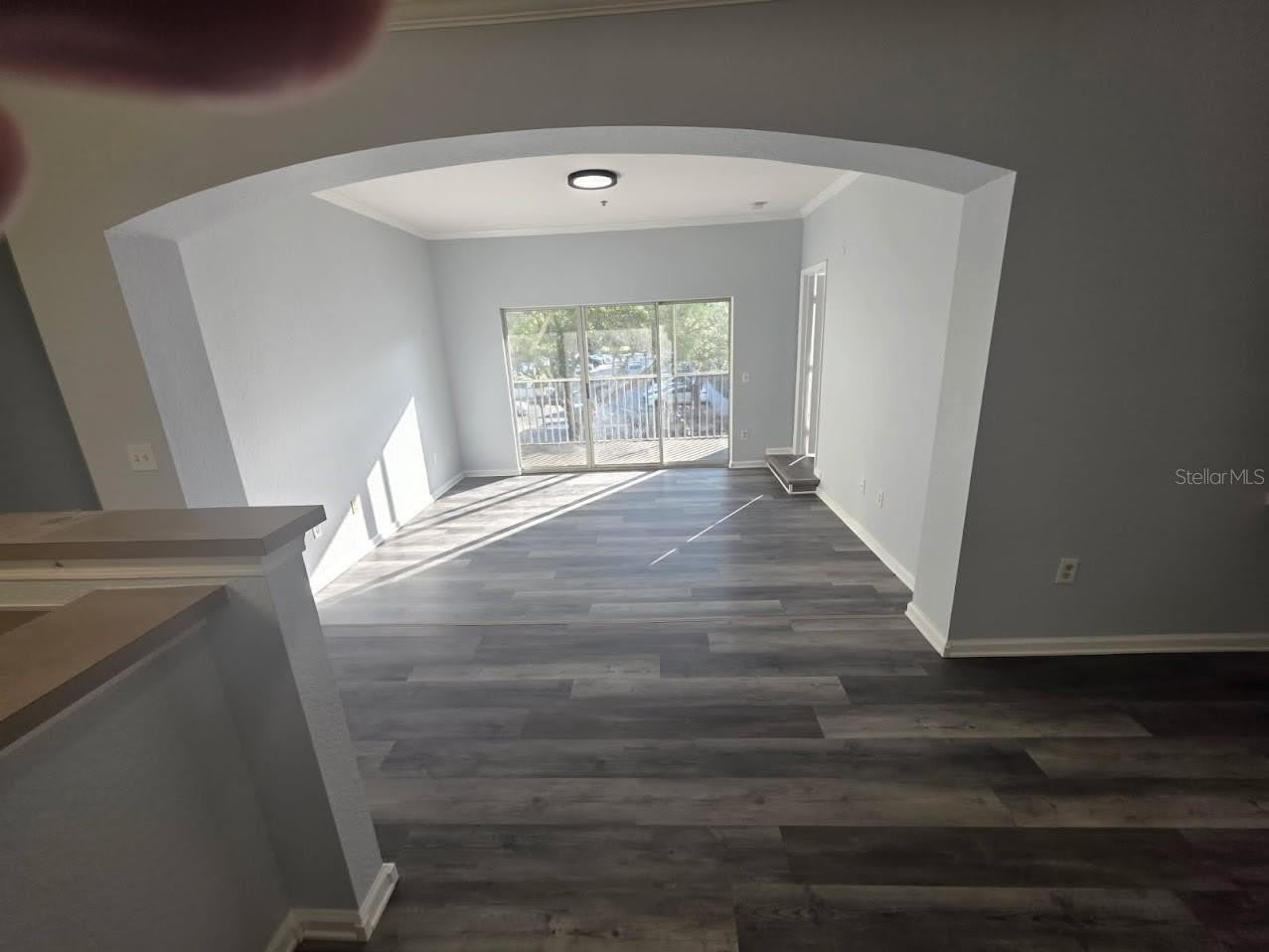 9401 CRESCENT LOOP Circle – photo 3
