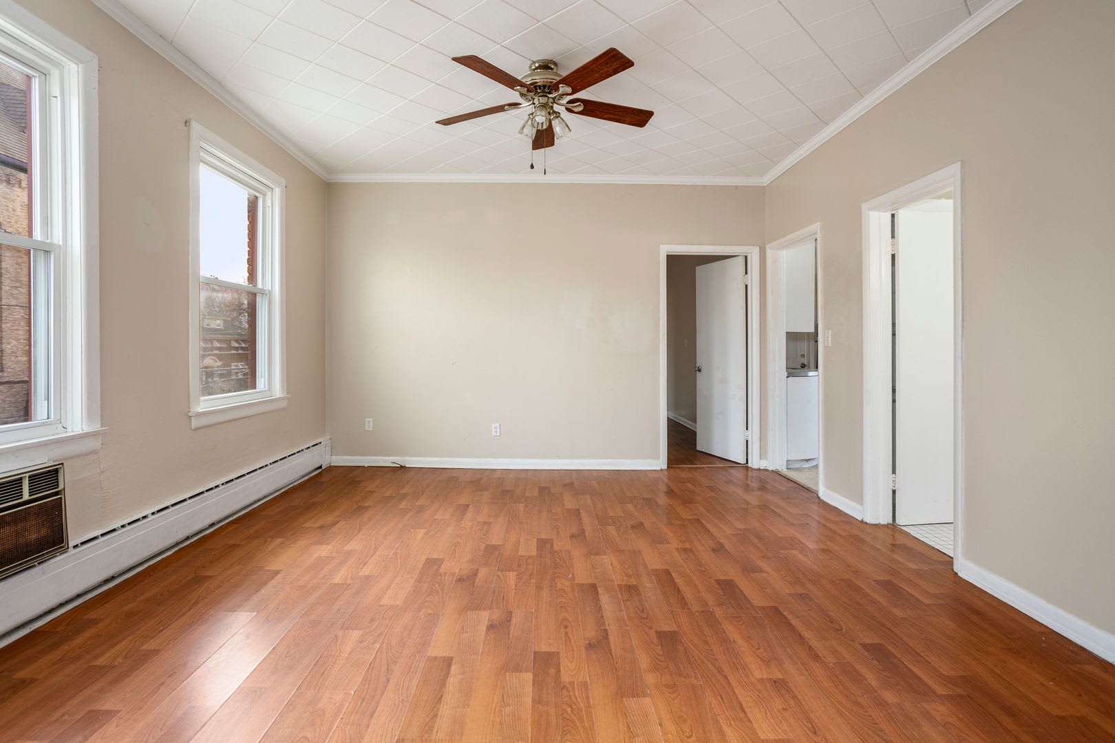 531 Merritt Avenue – photo 4