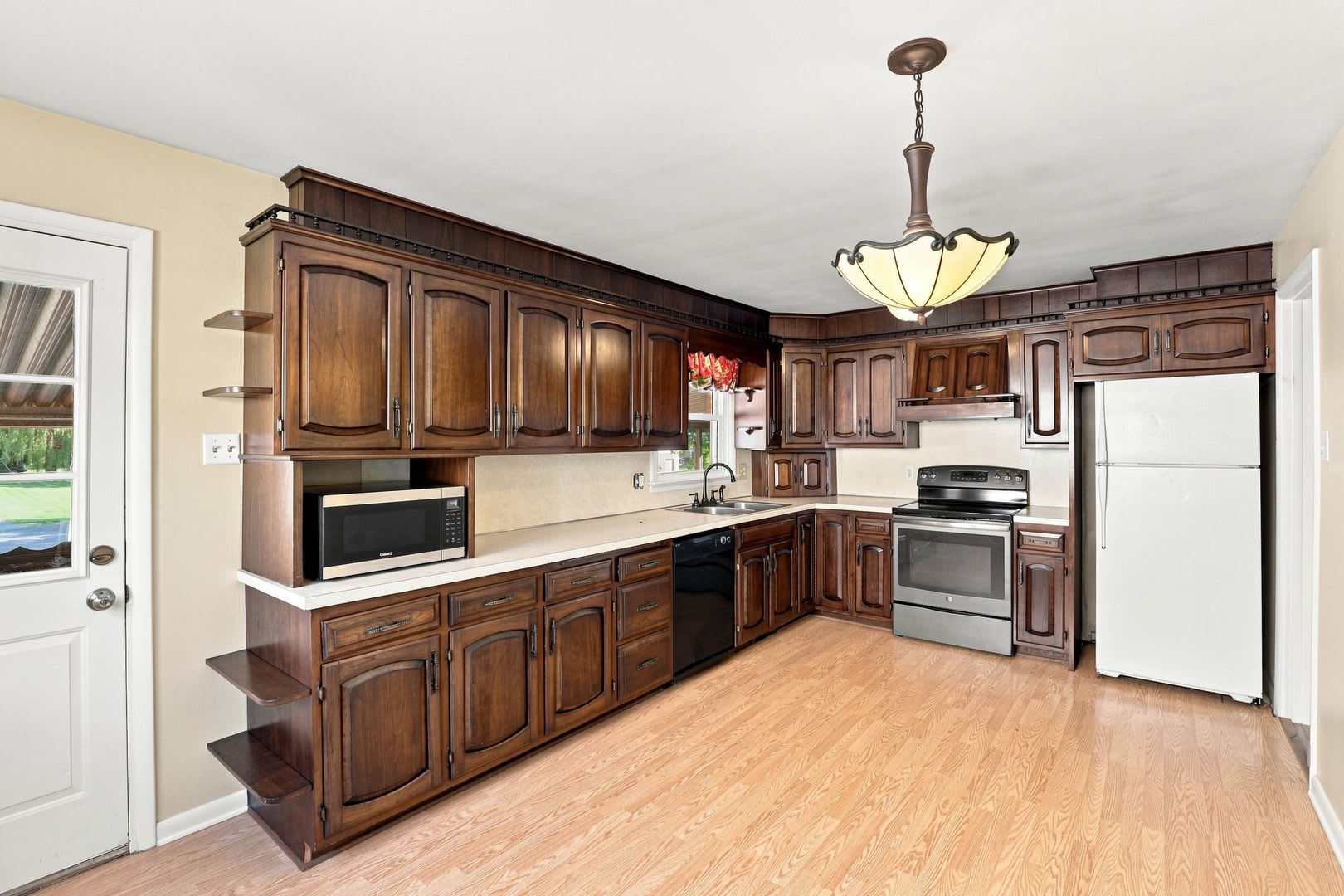 2137 Old Philadelphia Pike – photo 3