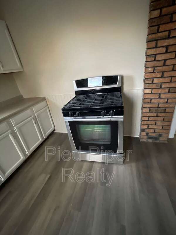 217 North West Avenue – photo 5