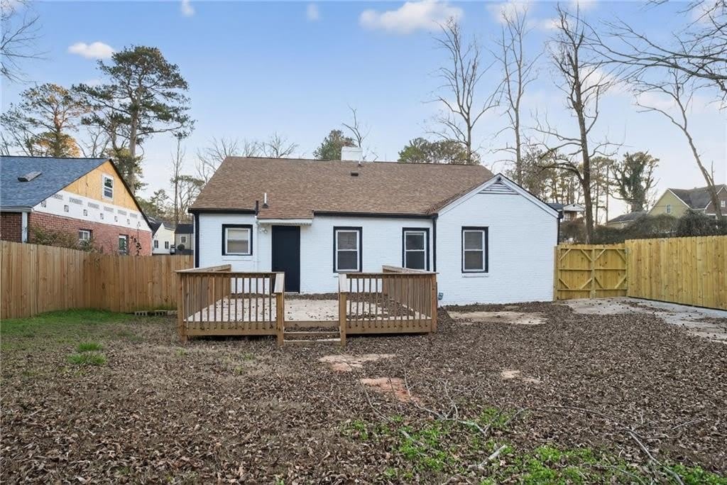 1439 Westboro Drive SW – photo 2