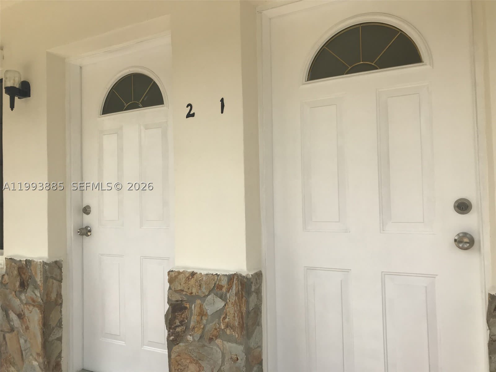 2362 NW 34th St – photo 1